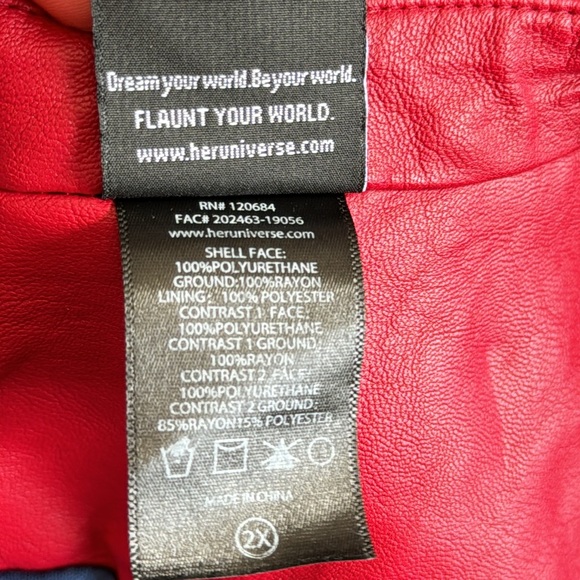 MARVEL CAPTAIN MARVEL BY HWR UNIVERSE faux leather - Picture 9 of 11